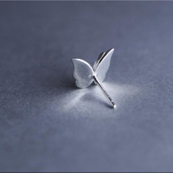 NEW 925 Sterling Silver Butterfly Stud Earrings - Picture 8 of 8